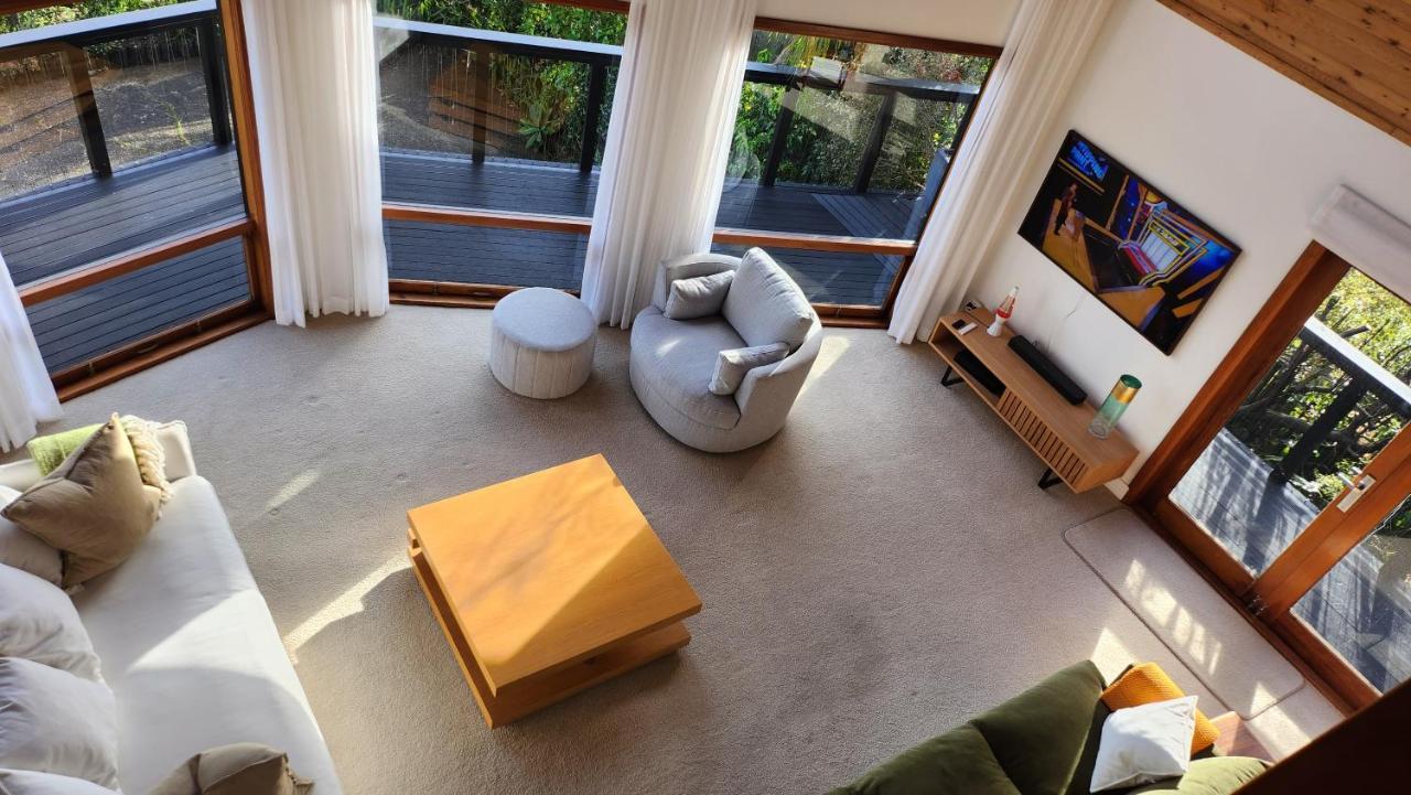 The Black Chalet Whitianga Buitenkant foto